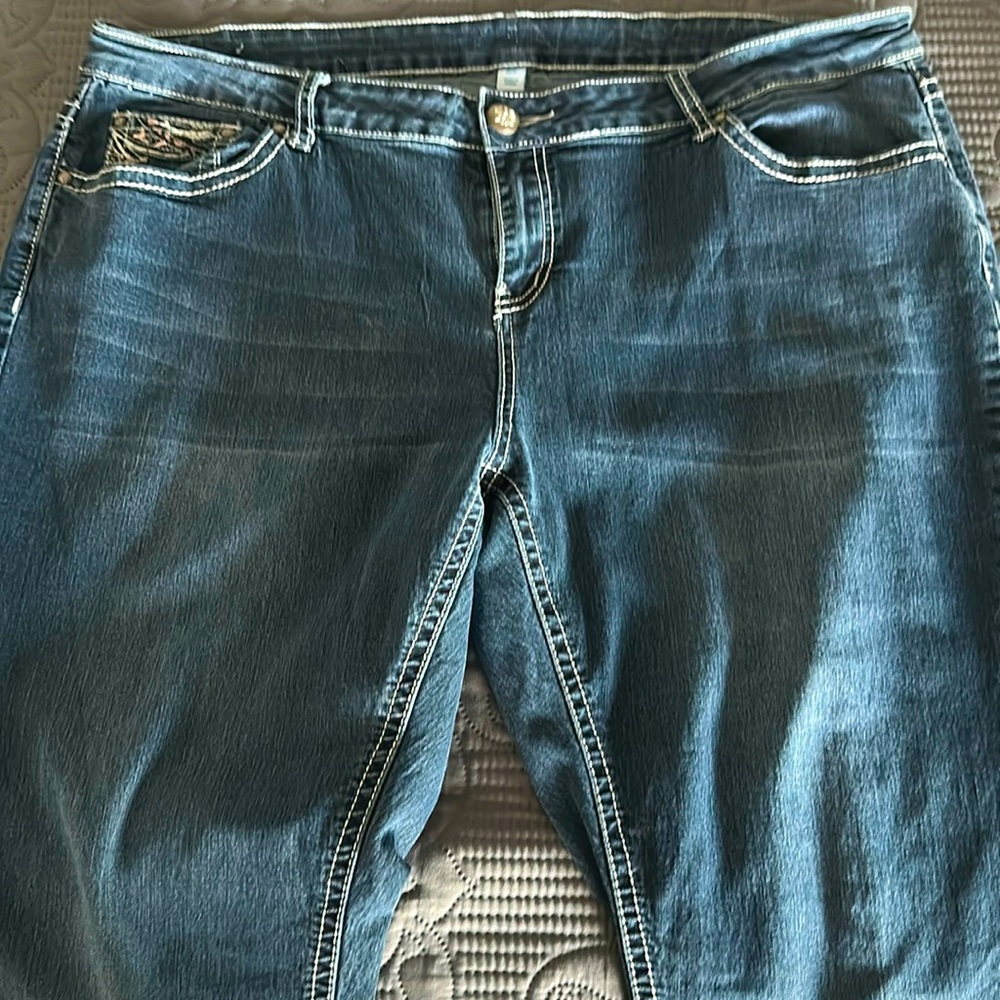 Blue Capri length with Classic Denim Style